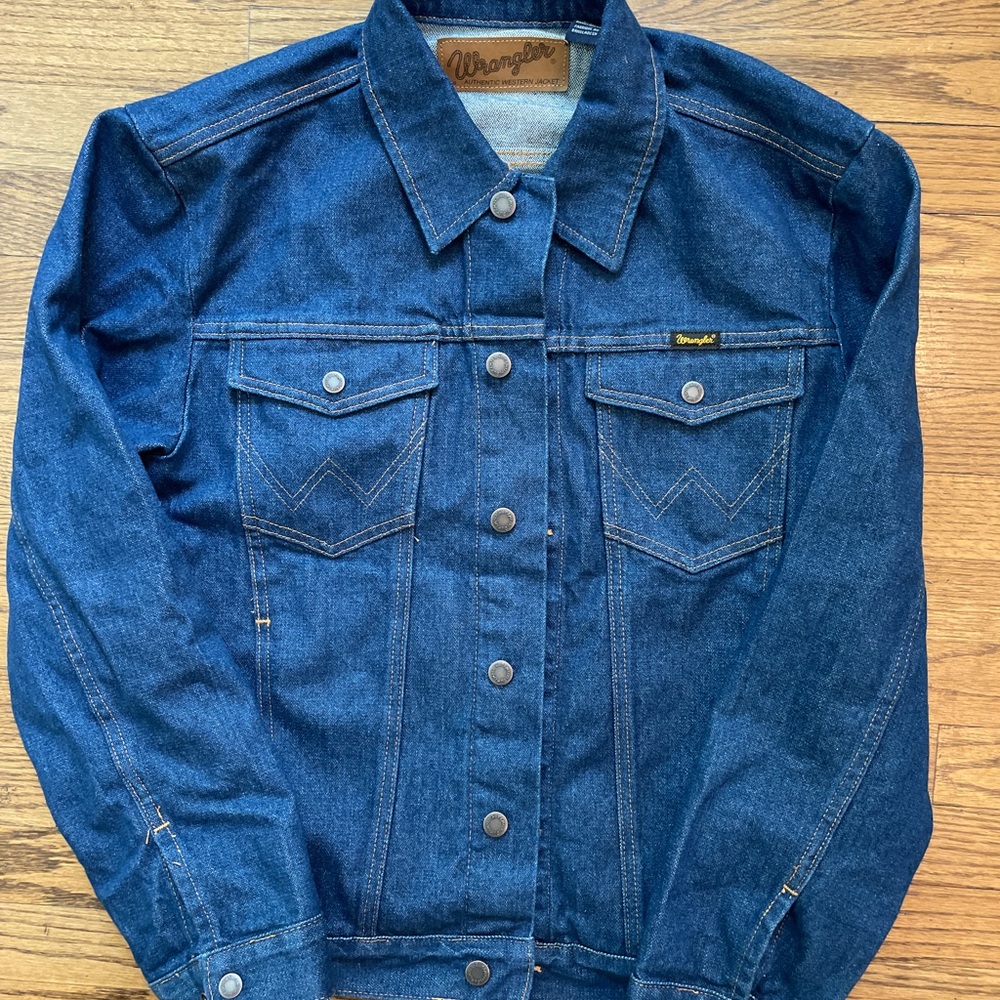 Sold - Picture 2 of 14